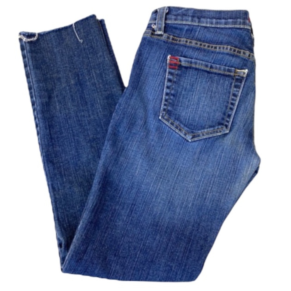 UO BDG Vintage Raw hem Skinny Jeans